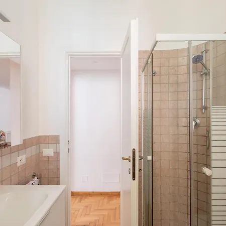 Iflat Red Apartament Rzym